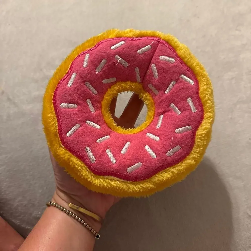 ZippyPaws Pink Donut Plush Squeaky Dog Toy New